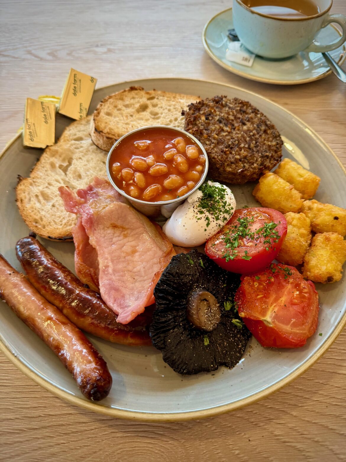 Cumbrian Breakfast at Cranston's Cafe Oswald, Penrith.  £14.00