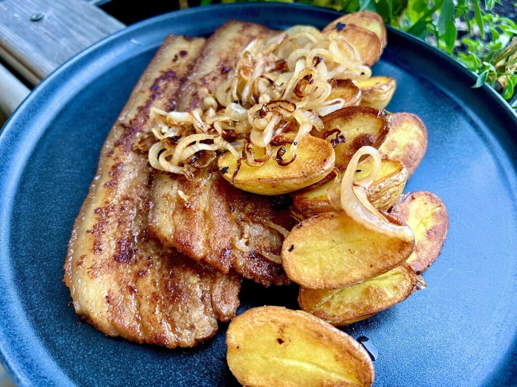 Bauch und Kartoffeln