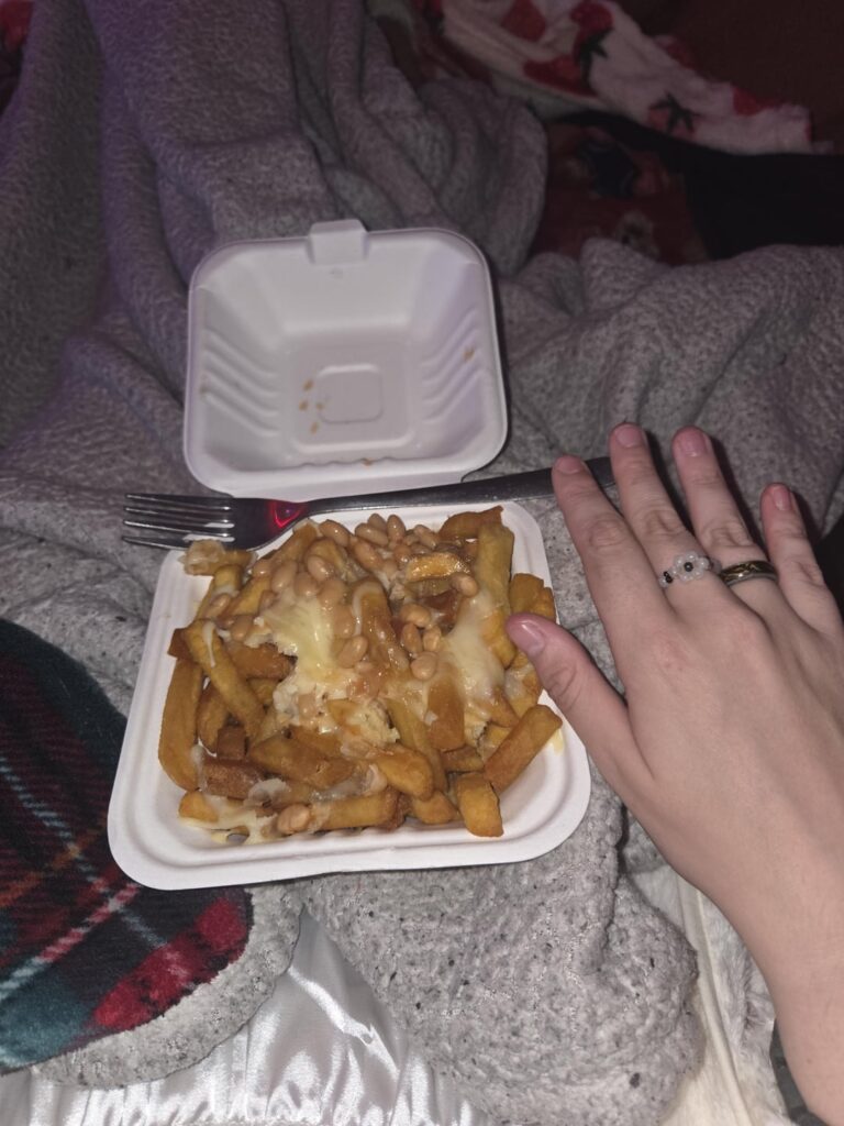 how many calories in this entire thing? chips, cheese and beans.