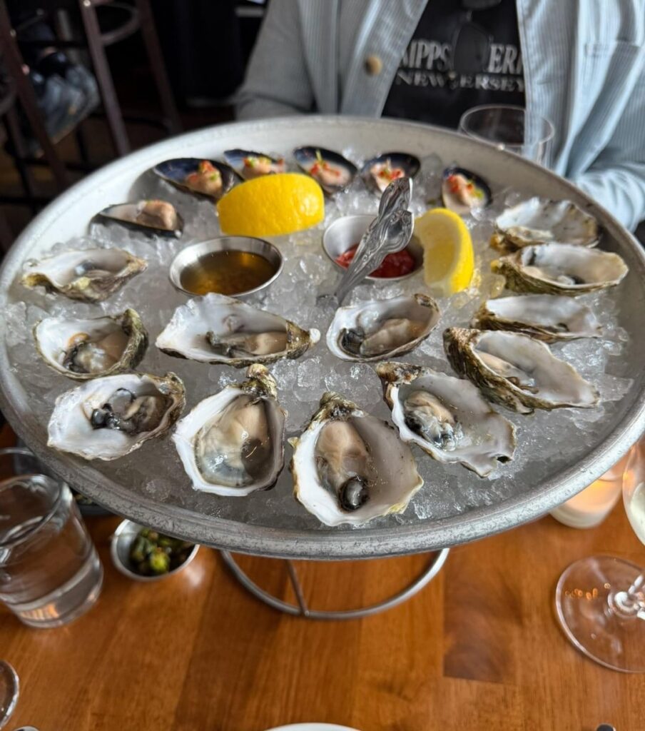 Best Happy Hour Oysters in San Frisco🥇