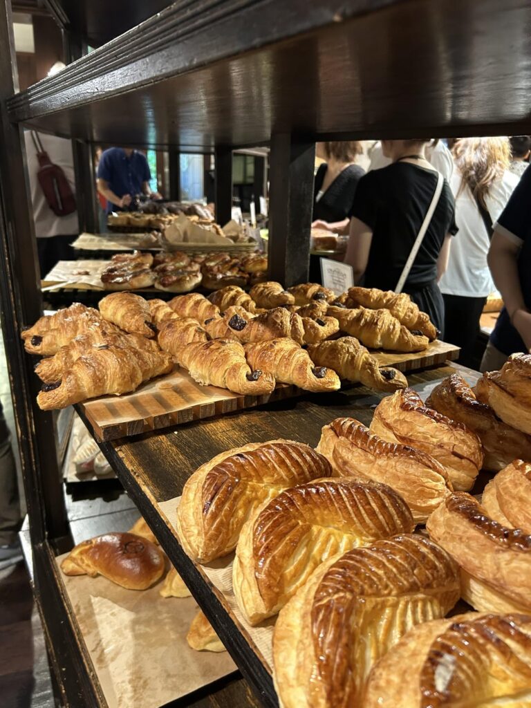 Penny Lane: A Beatles themed Japanese bakery in Nasu