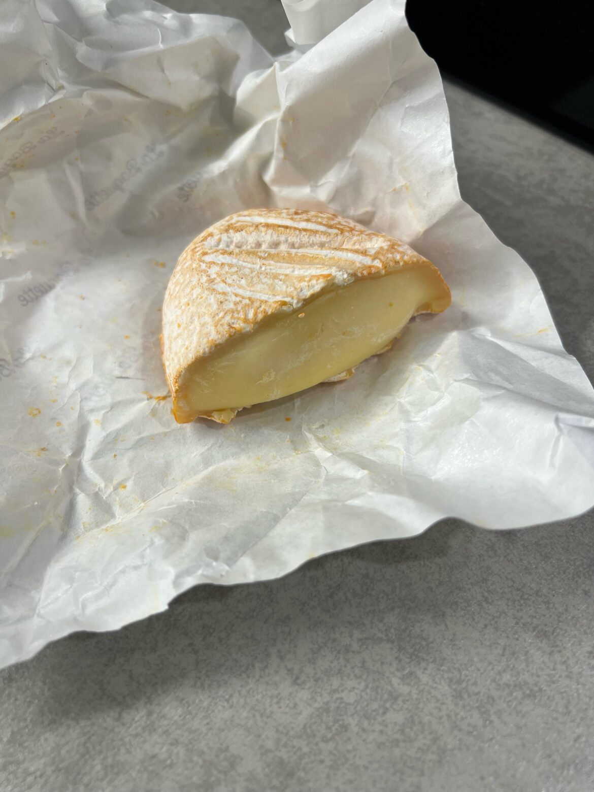 Anyone knows what cheese type is this?