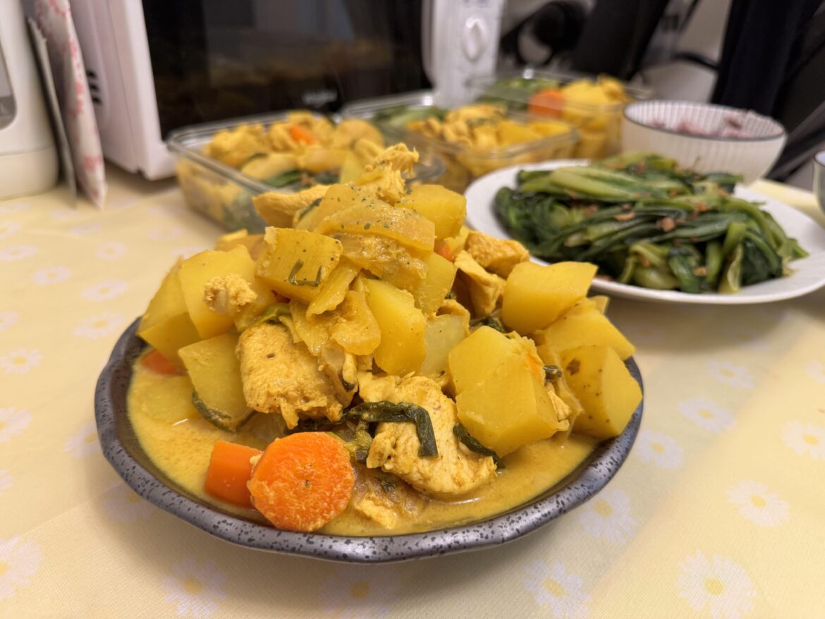 Diet-friendly Hong Kong Style Coconut Curry Chicken