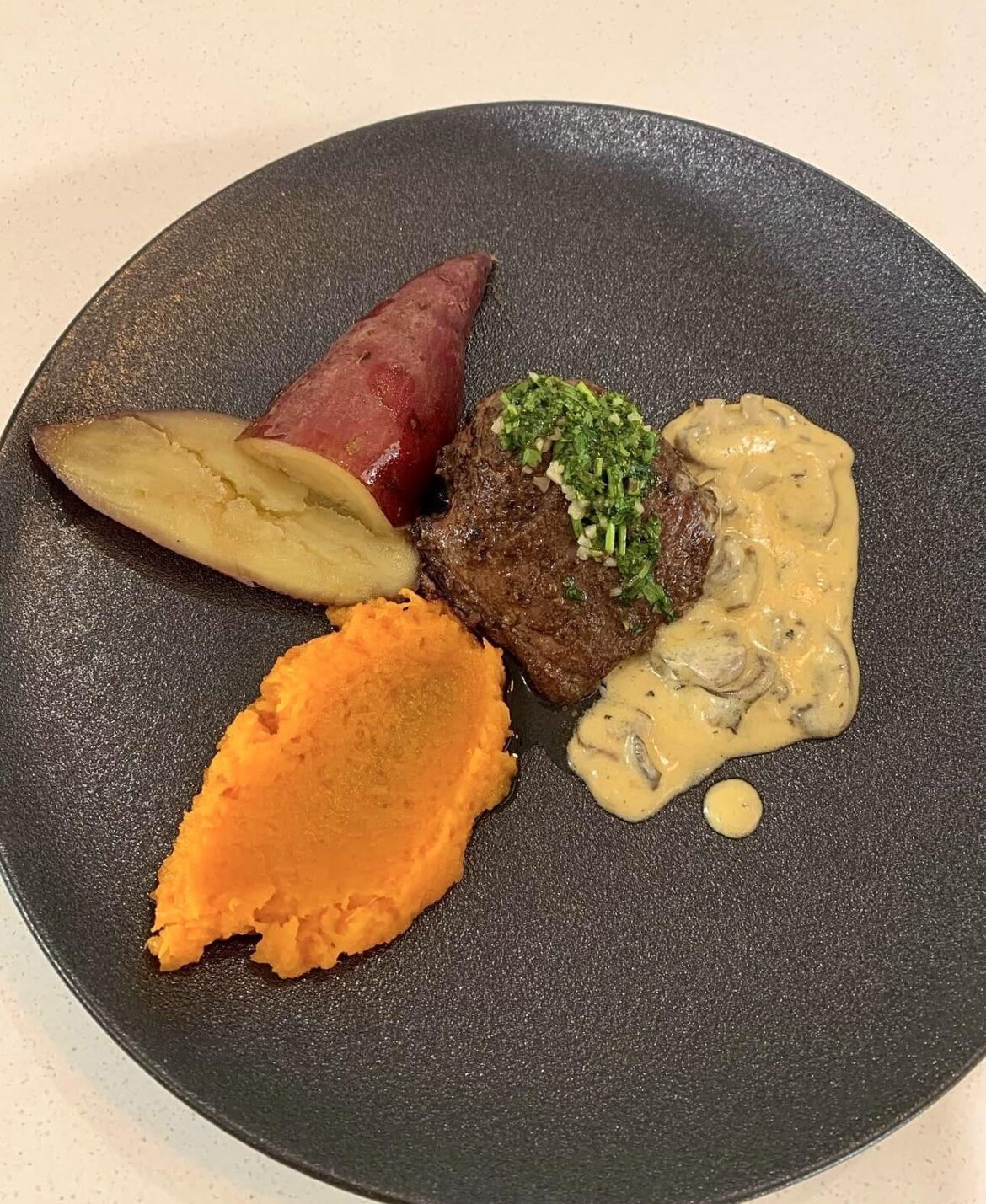 Ostrich fillet and Veg.