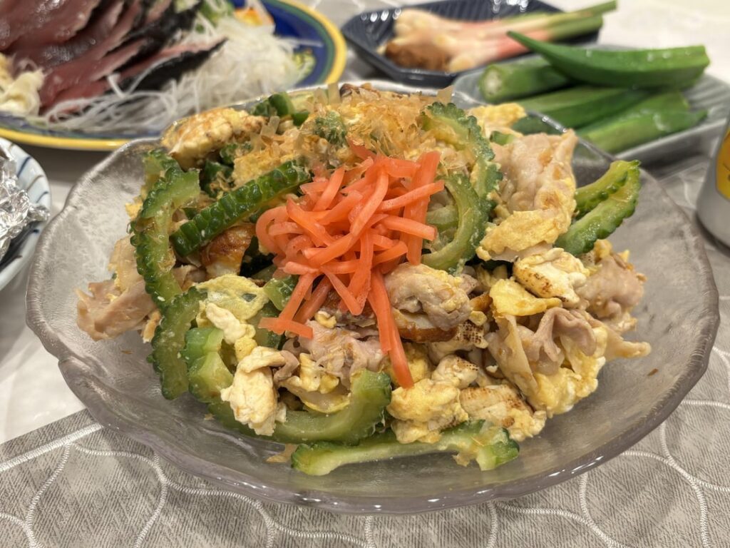 Goya champuru dinner featuring yanaka shoga and ｆｒｅｓｈ katsuo tataki (yes I checked for nematodes)