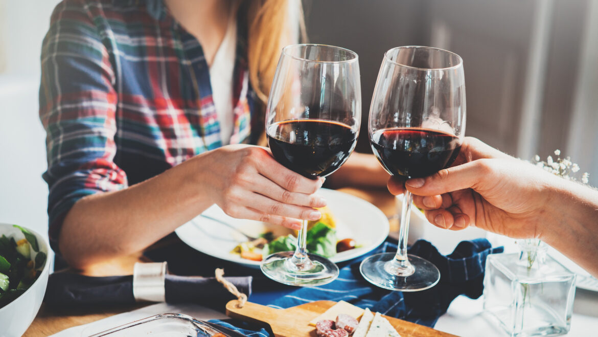 How Much Wine Can You Drink On The Mediterranean Diet? How Much Wine Can You Drink On The Mediterranean Diet?