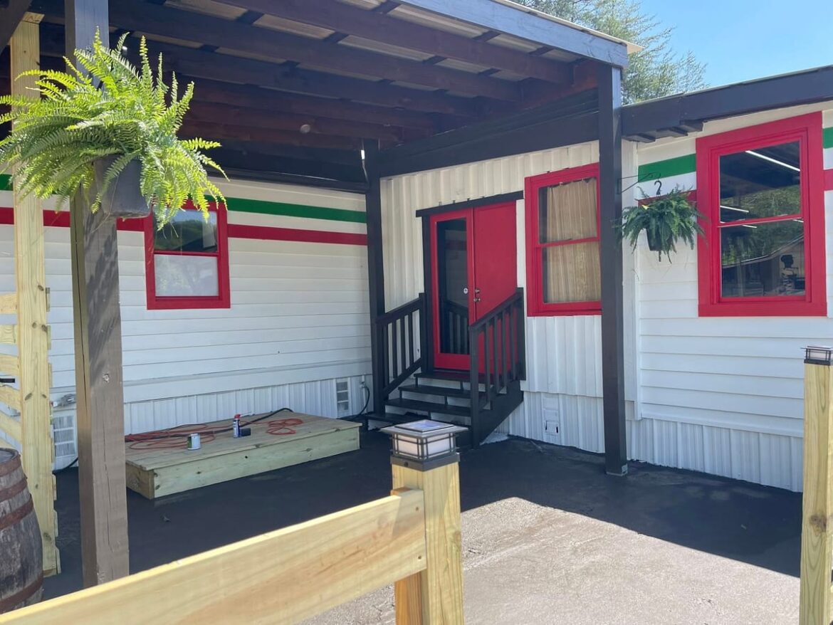 Lucky Stefano’s Bringing Homemade Italian Food to Ellijay Lucky Stefano’s Bringing Homemade Italian Food to Ellijay