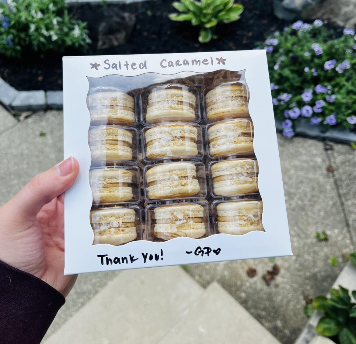 Salted Caramel Macarons 🫶🏼✨