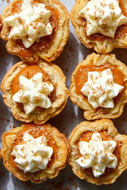 mini pumpkin pies