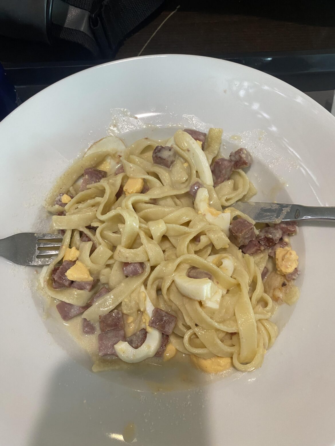 Spaghetti Carbonara i was served at an airport 💀
