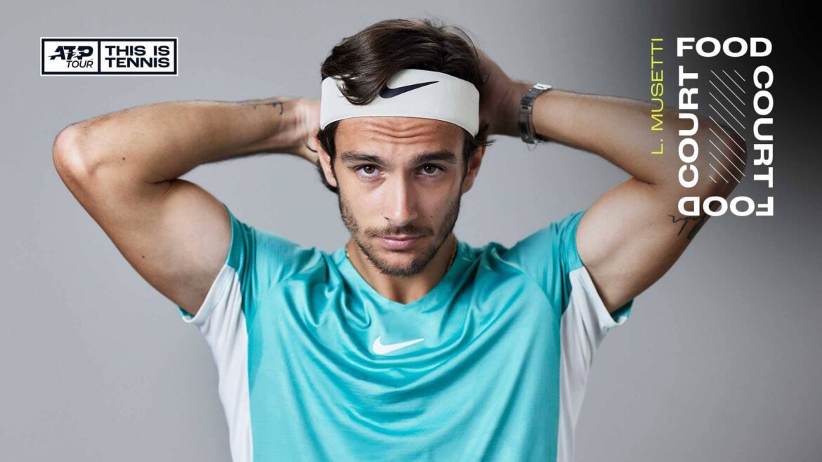 Lorenzo Musetti the chef? Italian rates his cooking skills and favourite cheat meal | ATP Tour Lorenzo Musetti discusses his favourite meal, his match day food and much more...