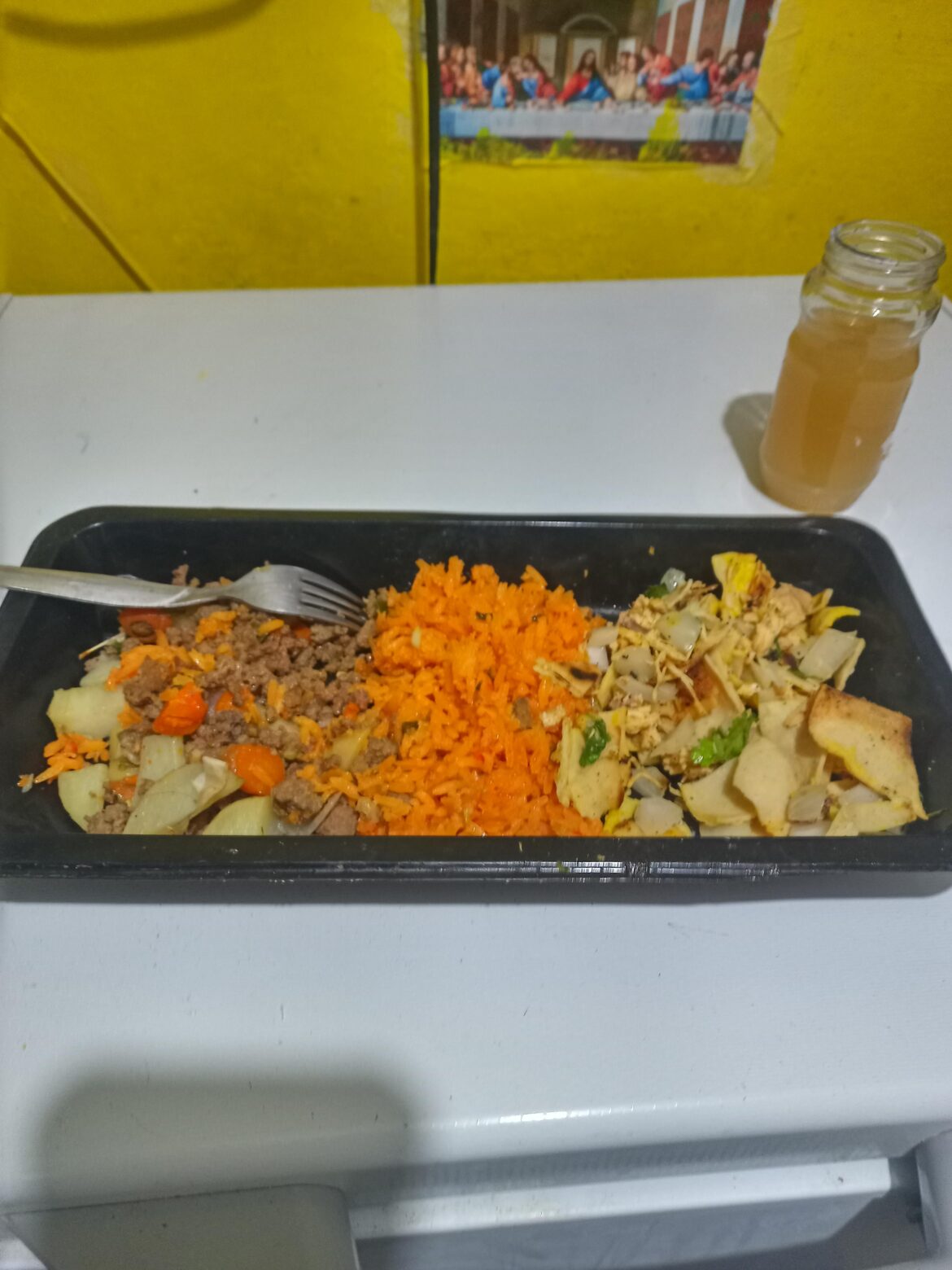 Arroz, chilaquiles y picadillo