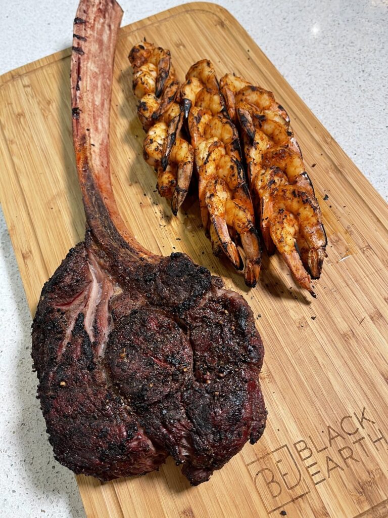 Swipe to slice the tomahawk! 🥩 🦐