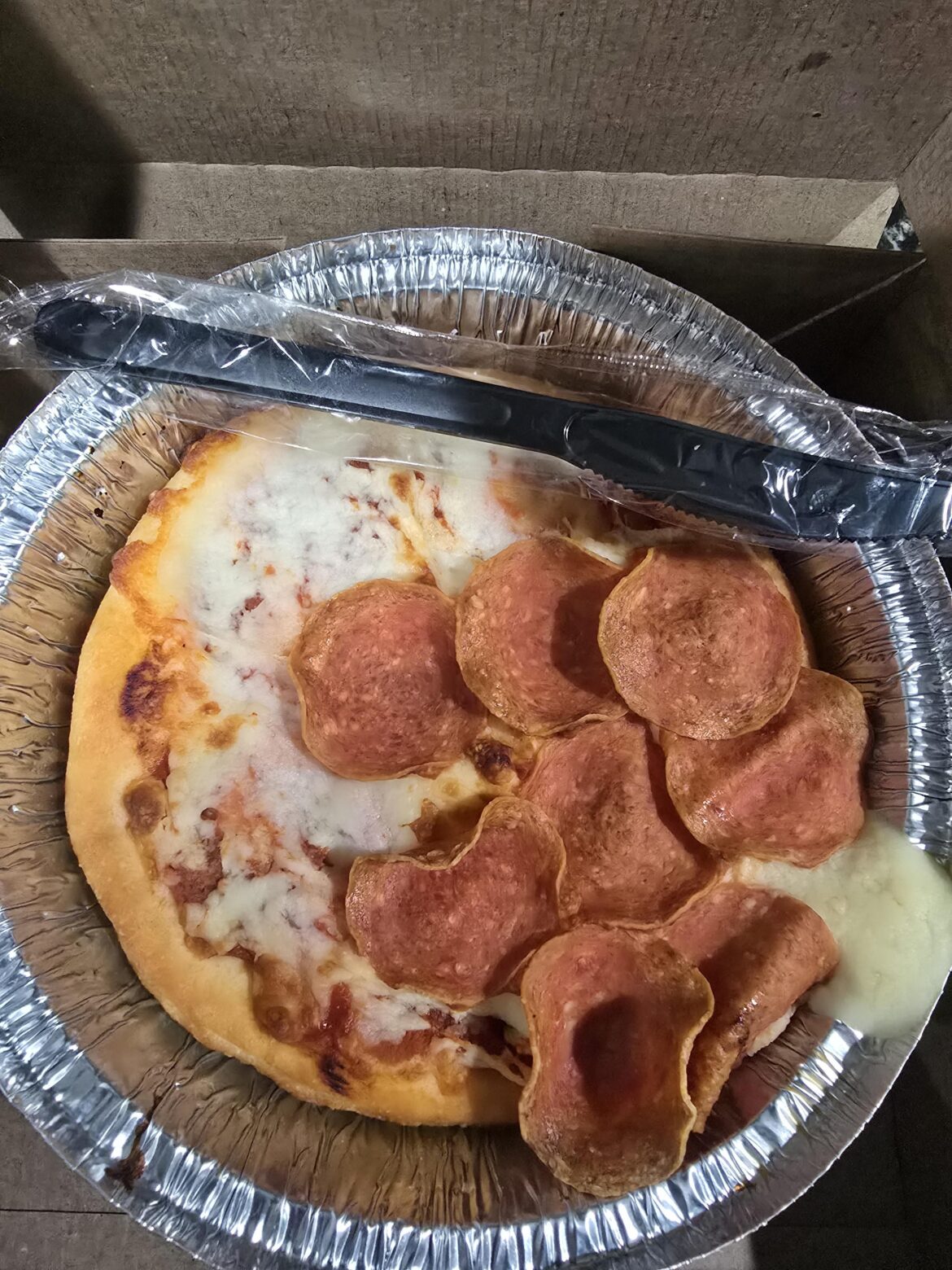 $2 Pizza Hut Personal Pan - understand why it’s so cheap