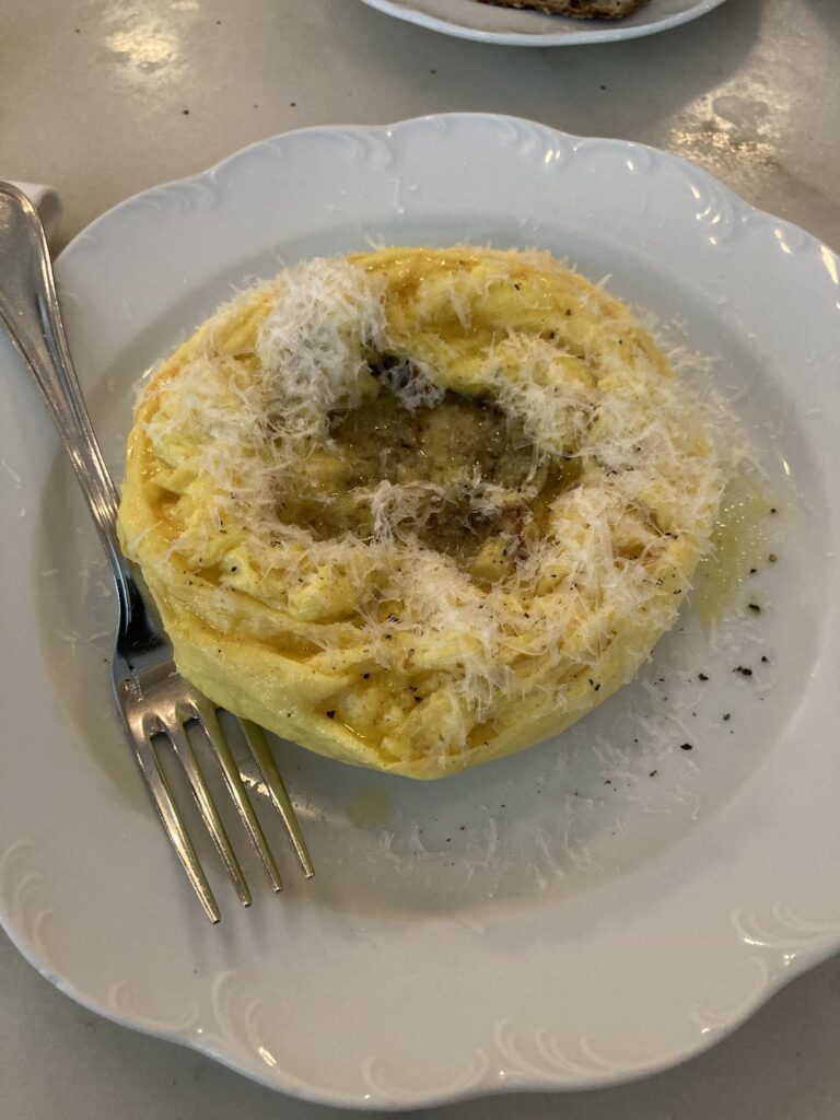 Recent eats: Via Carota, John's, Milano Market UWS, Ten Ichi Mart, Win Son, Artistic Pizza, L'industrie (wrap), Halal Kitchen