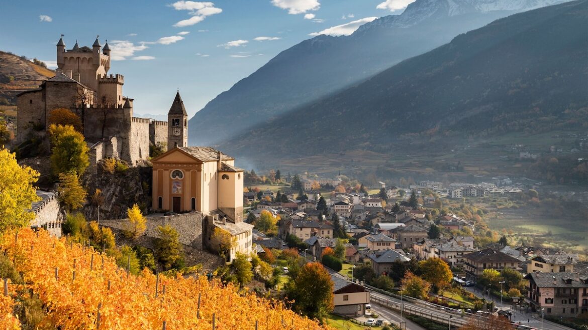 Taste Italy's signature foods in Rome, Venice, Sicily, and more