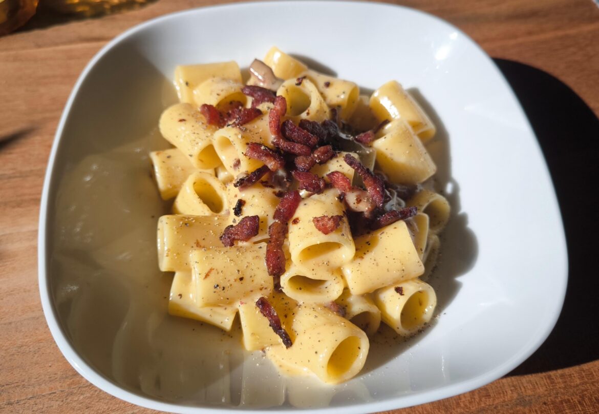 Carbonara with Mezzi Rigatoni
