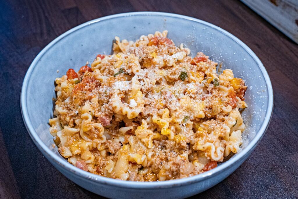 Ragù di salsiccia with mafalde Ragù di salsiccia with mafalde