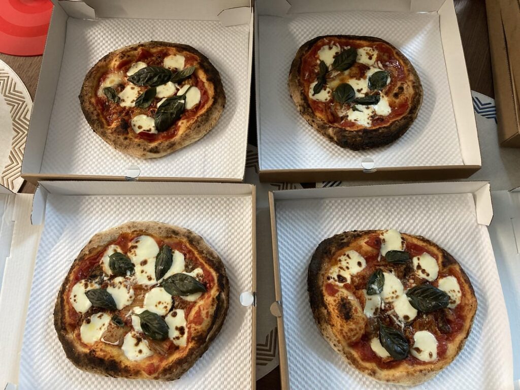 Semola vs Pizzeria pizza dough