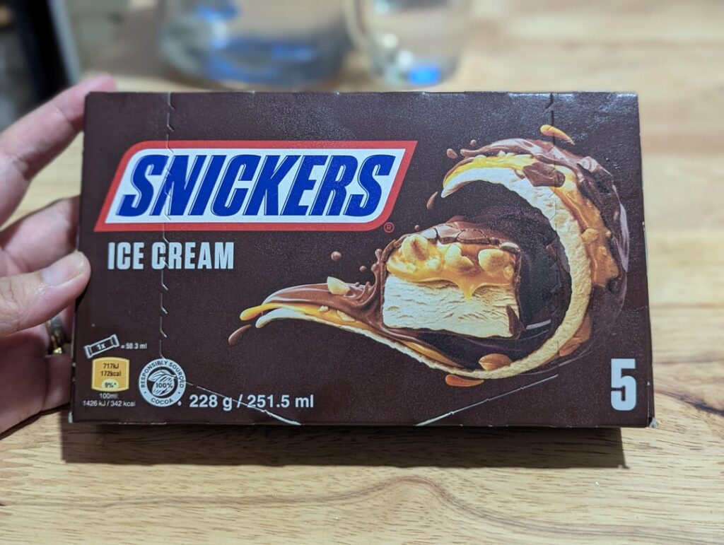 SNICKERS ICE CREAM