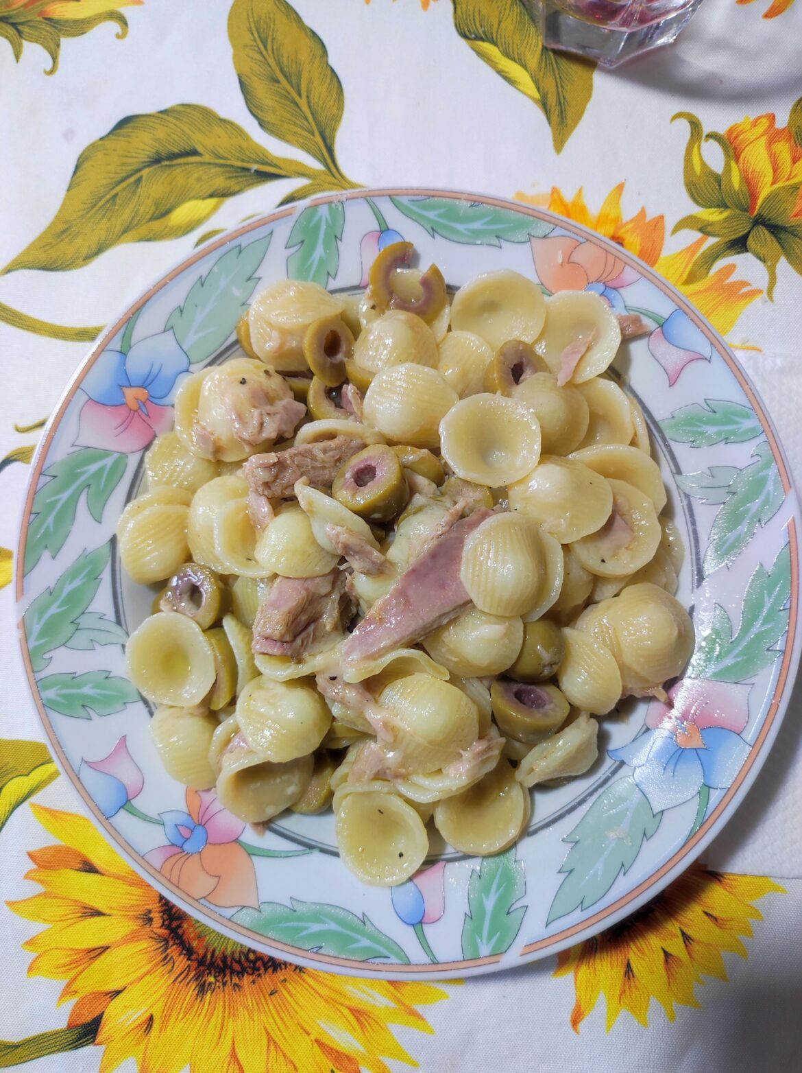 Comfort food #1: pasta from scratch 😋 (Orecchiette, olives, tuna and Parmigiano 😉)