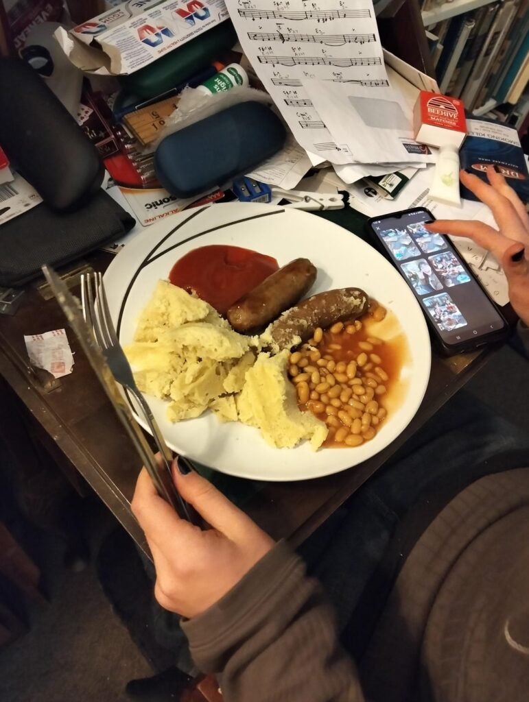 Those aren't mashed potatoes, my brother peels his toad in the hole before he eats it