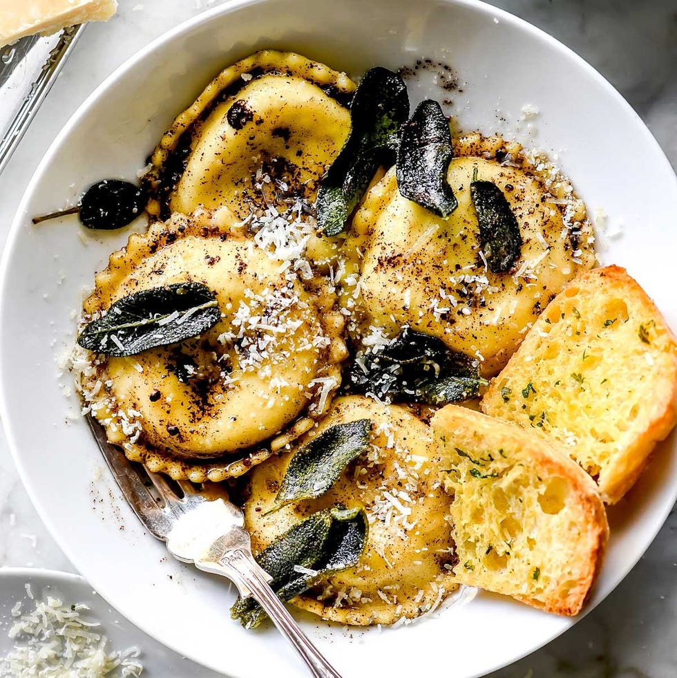 ravioli recipes ravioli with browned butter crispy sage