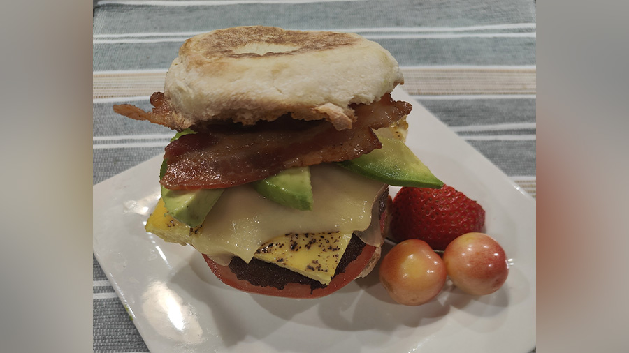 Smith’s Chef Jeff Jackson’s recipe for breakfast sammies for a crowd Chef Jeff''s Breakfast Sammie...