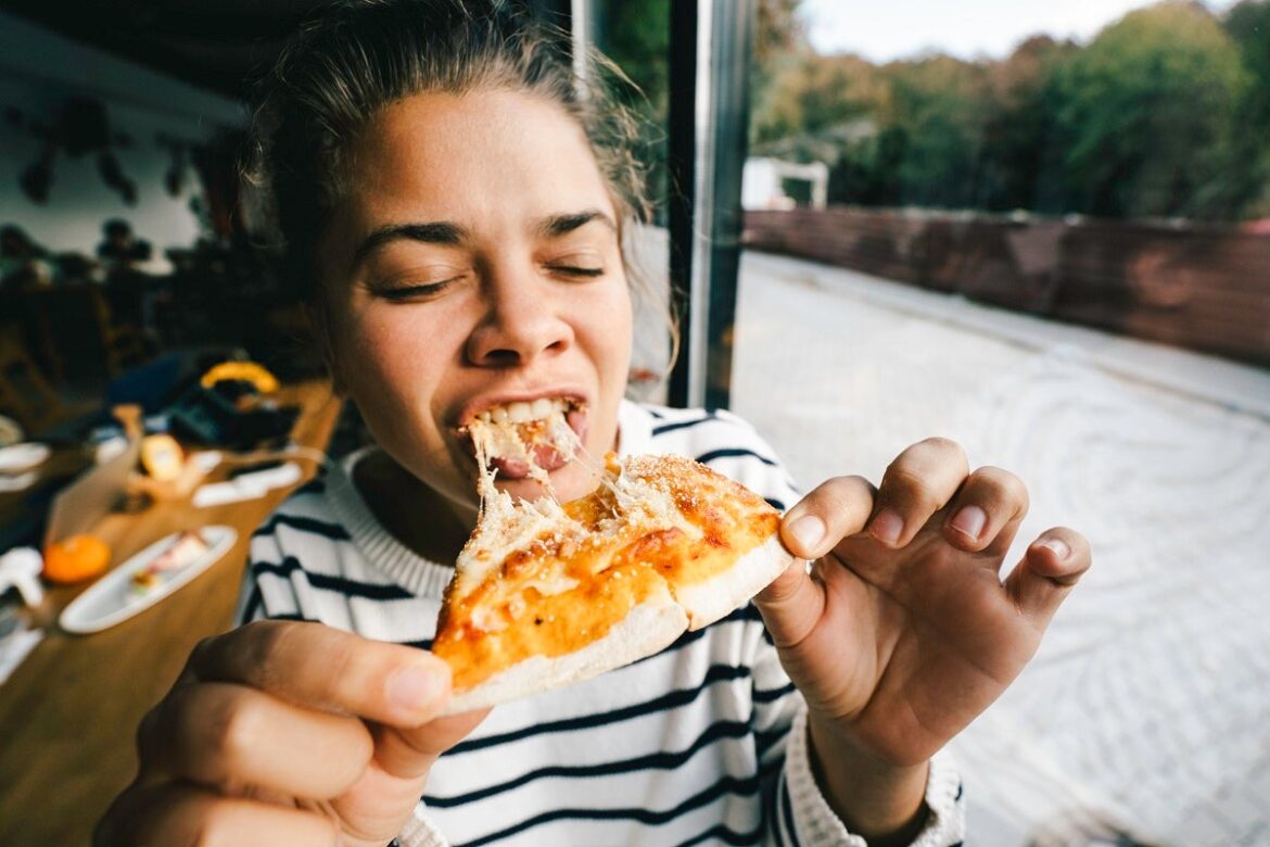 Italian Scientists Research Whether Eating Pizza Carries Health Benefits Italian Scientists Research Whether Eating Pizza Carries Health Benefits