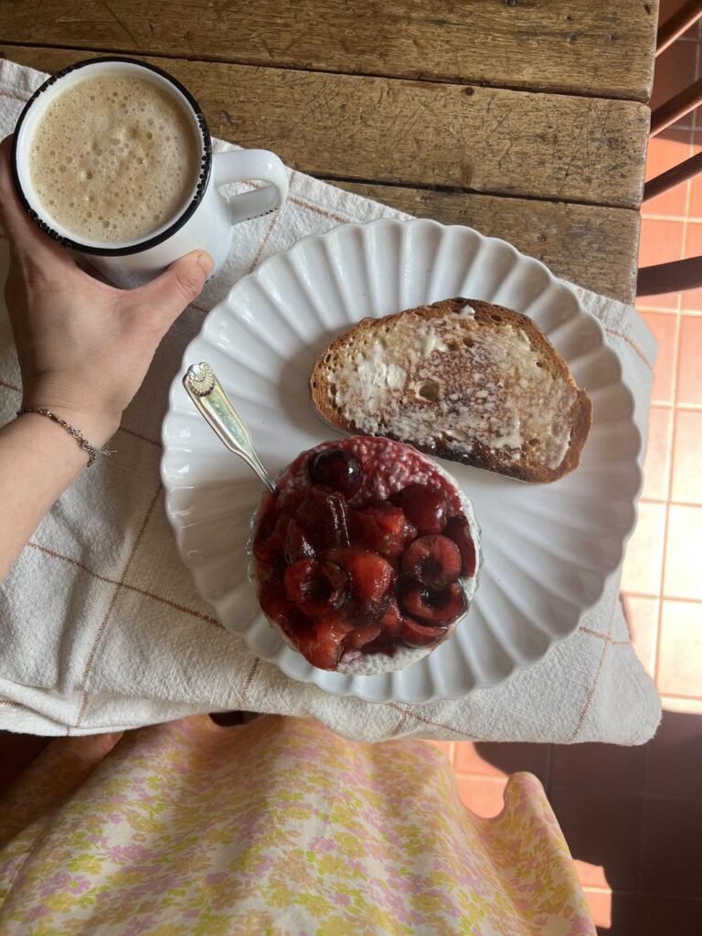 A full day of vegan eating in summer 😍🍒