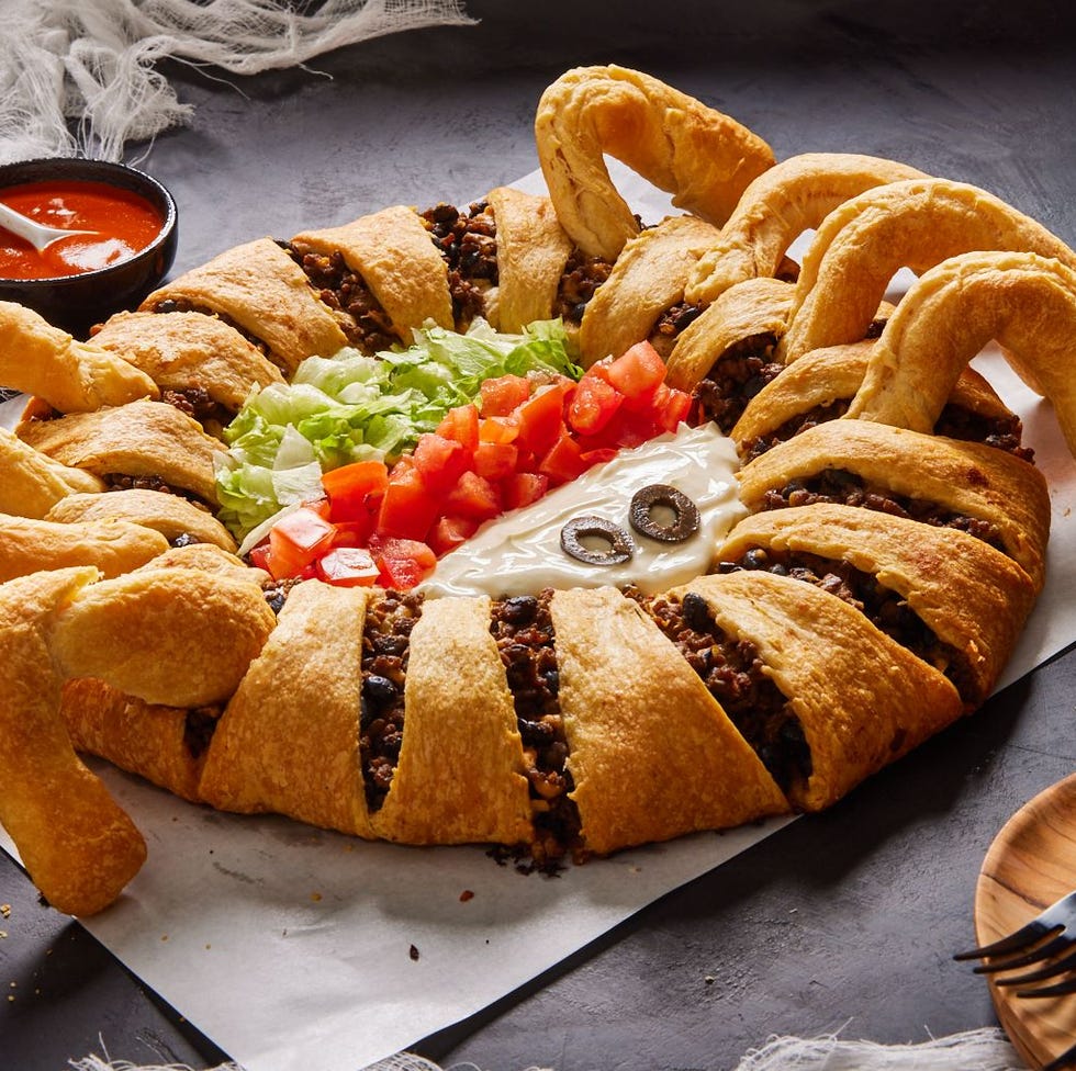 crescent taco ring shaped like a spider