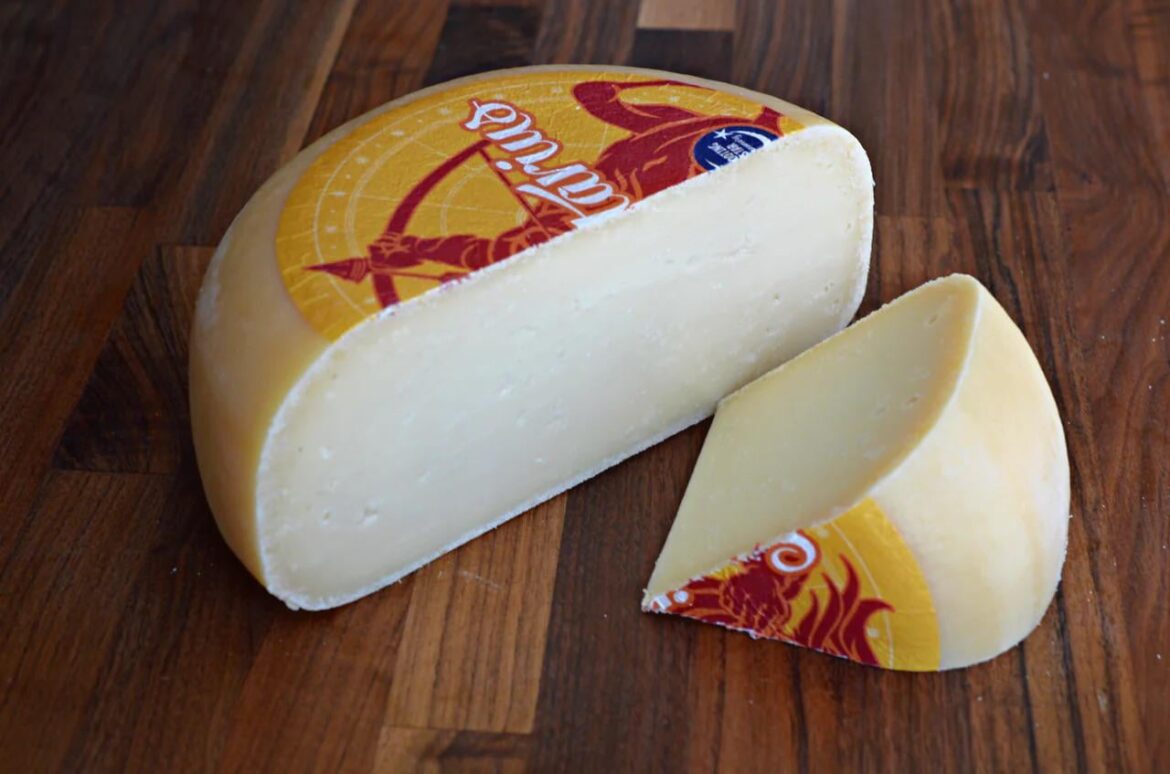 Day 1715 of posting images of cheese until I run out of cheese types: Sagittarius