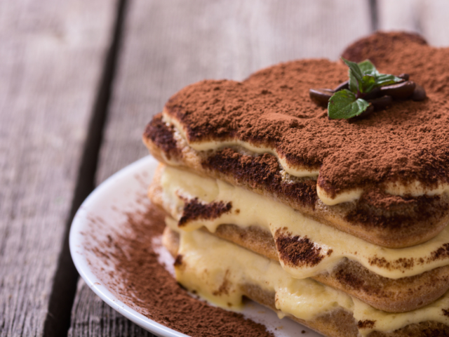 Tiramisu (No-Bake)