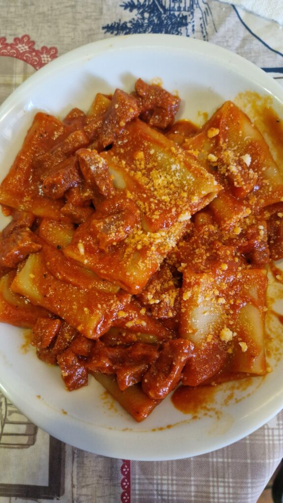 noodles Ketchup and bacon