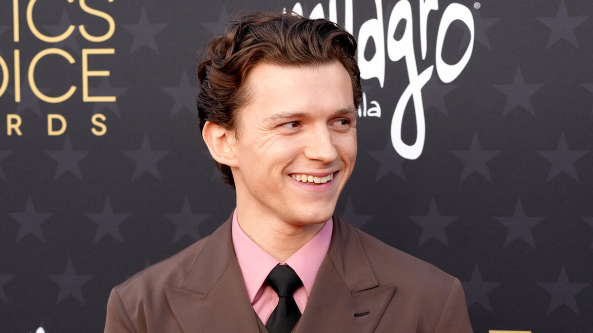 Tom Holland reveals his favorite Christmas dessert Tom Holland reveals his favorite Christmas dessert