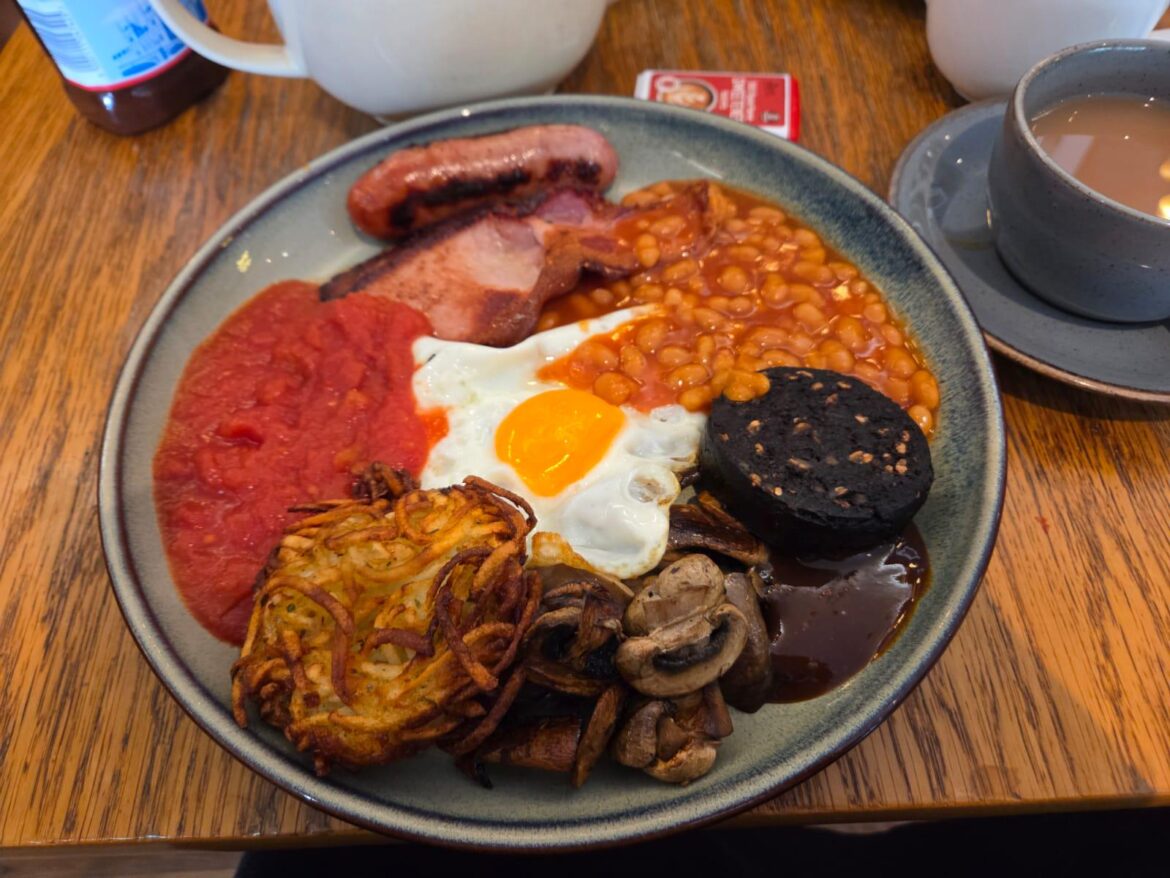 Fry Up - Yorkshire Crust. £12.50 including the tea.
