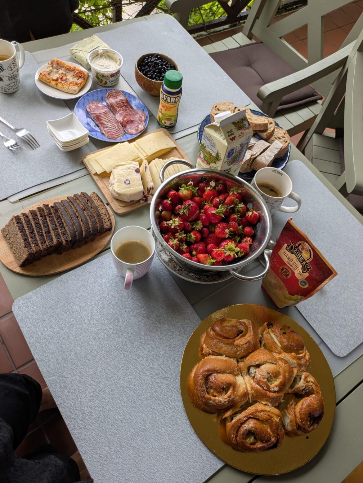 Family breakfast in the Baltics