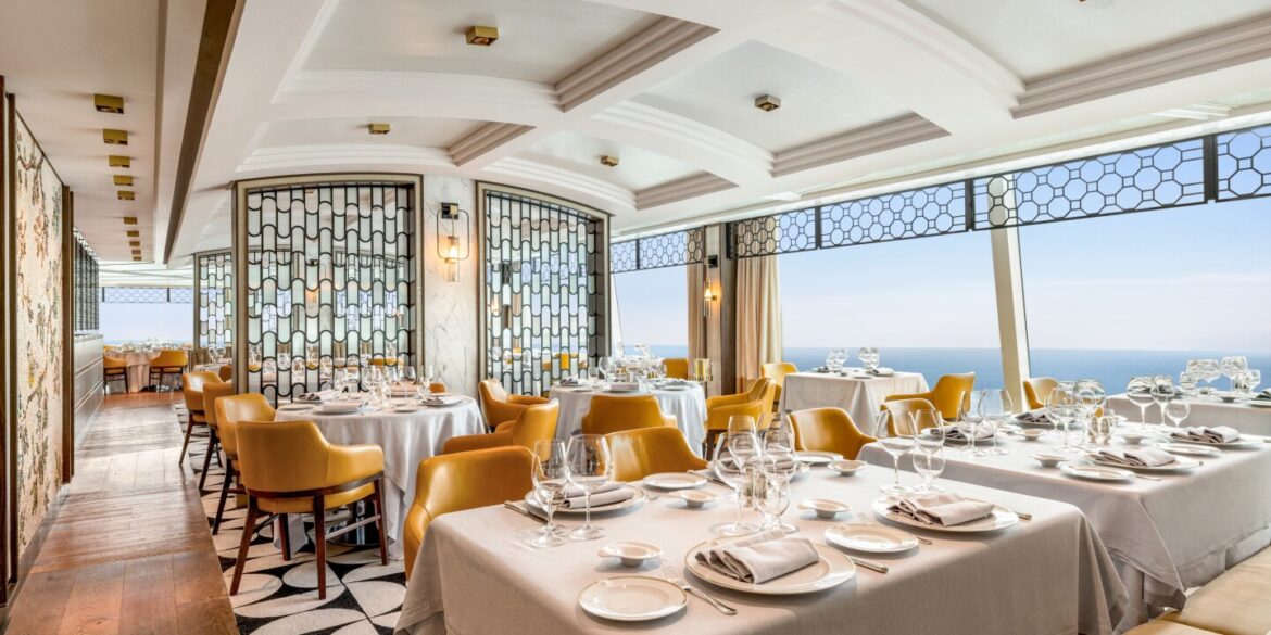 Review of the "Oceania Allura" Cruise Ship