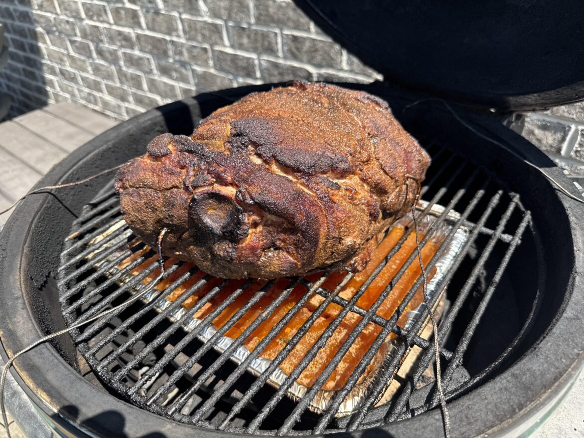 8 hours in @225. Just hitting the wall.