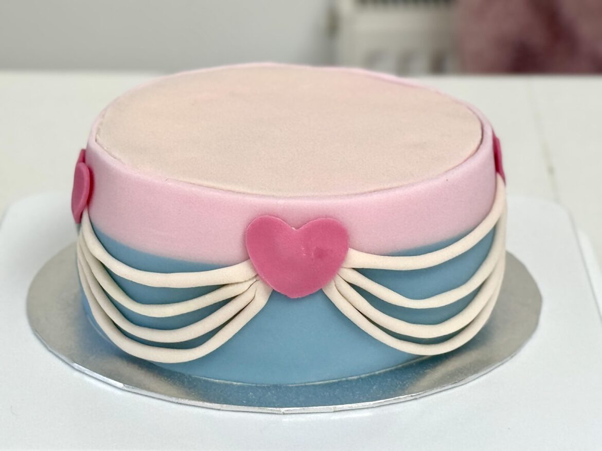 First time making two colours together (pink and blue), is it okay?