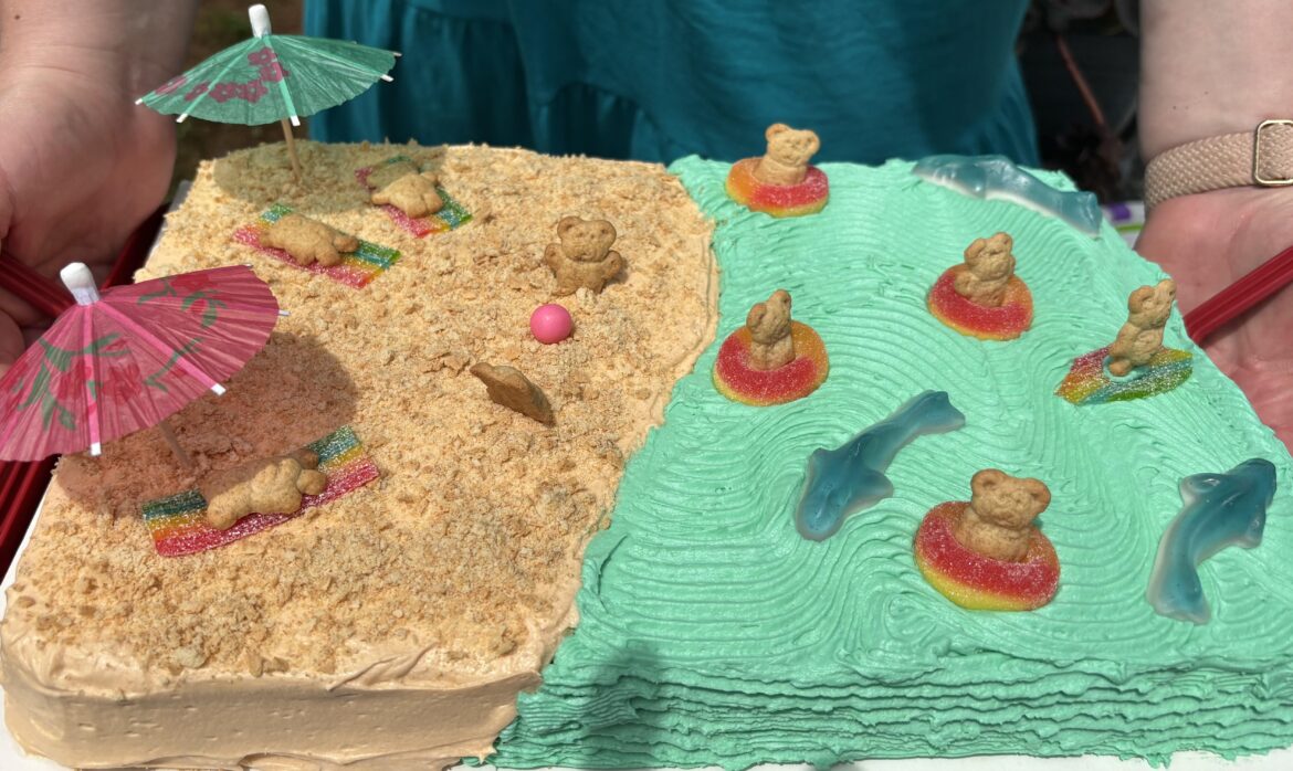 Summer Beach Cake
