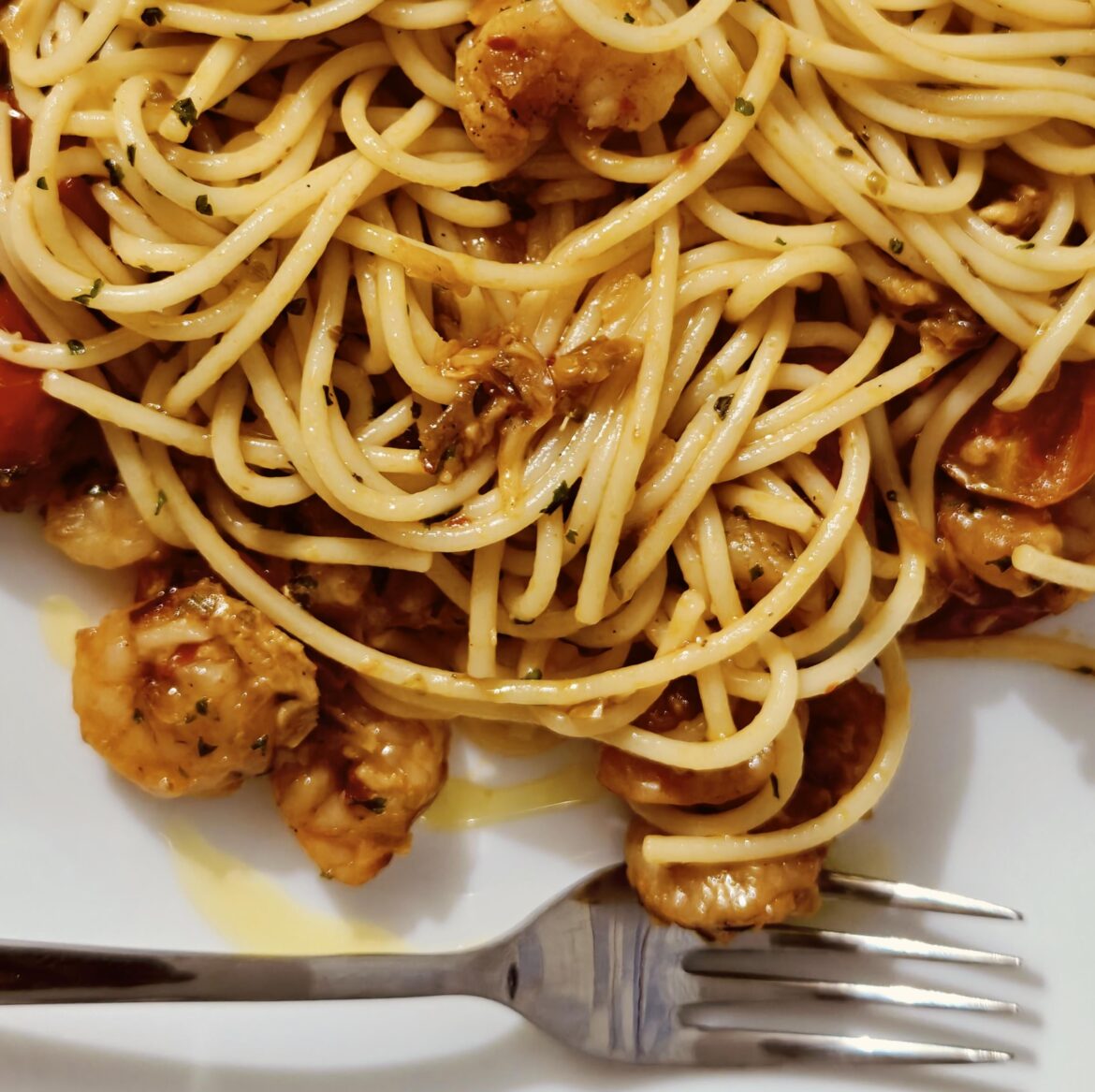 Tried making pasta with shrimp and vibes… did I accidentally cook something decent?? 😳🍝 Tried making pasta with shrimp and vibes… did I accidentally cook something decent?? 😳🍝