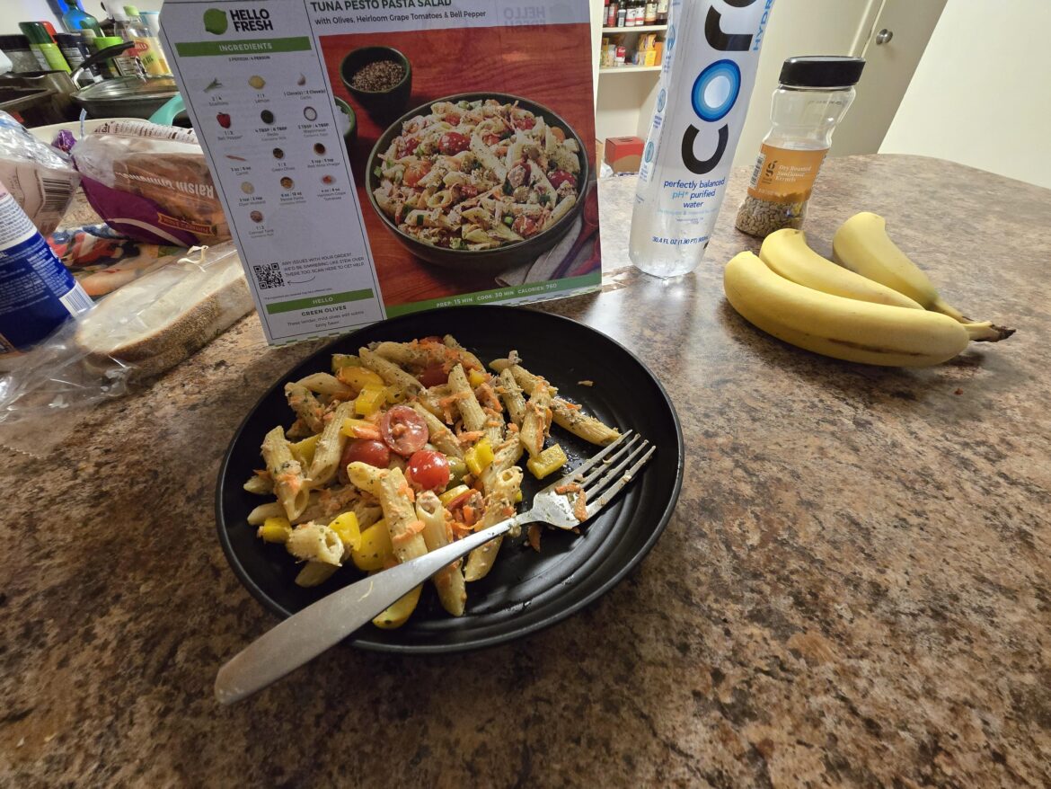 Tuna Pesto Pasta Salad