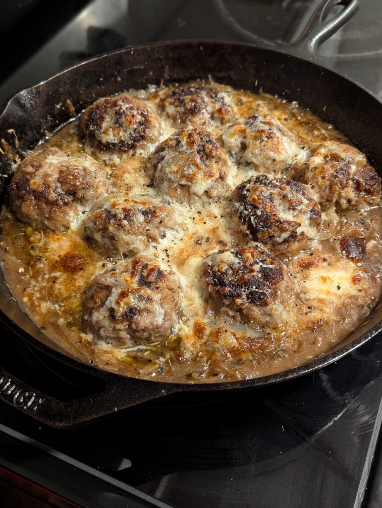French onion soup meatballs 🤌
