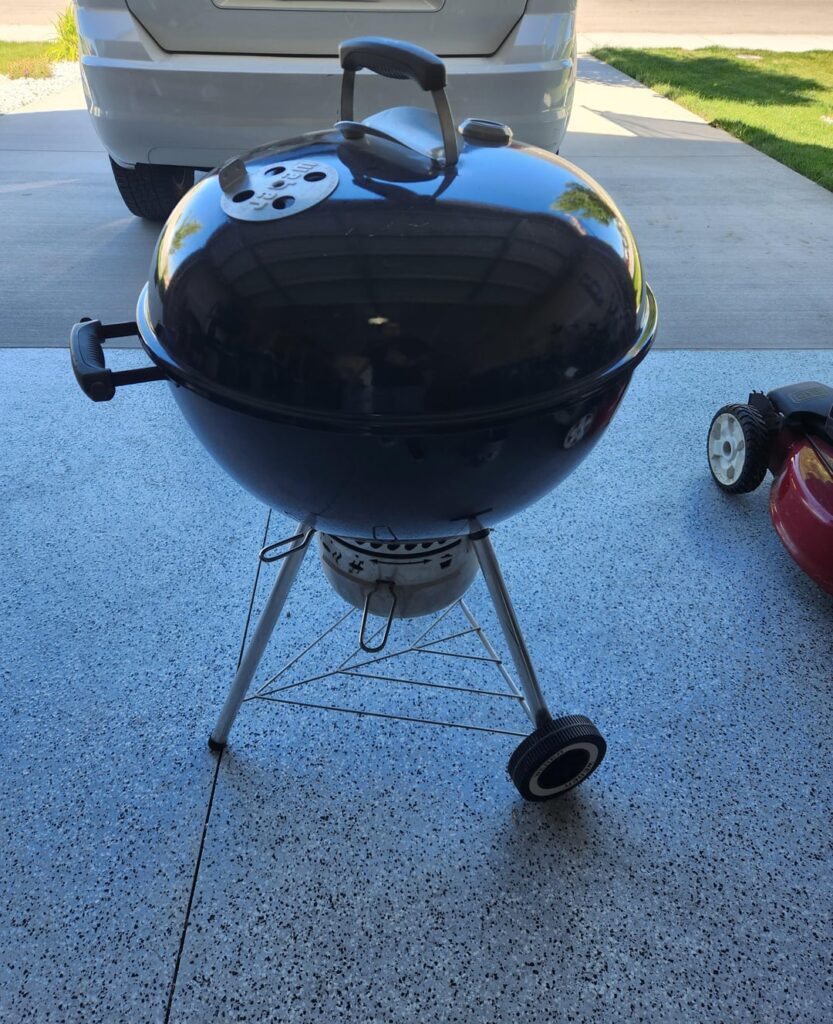 First time Weber kettle owner! (Paid $40)