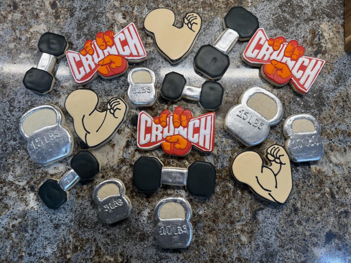 Crunch Gym Set for my Trainer!