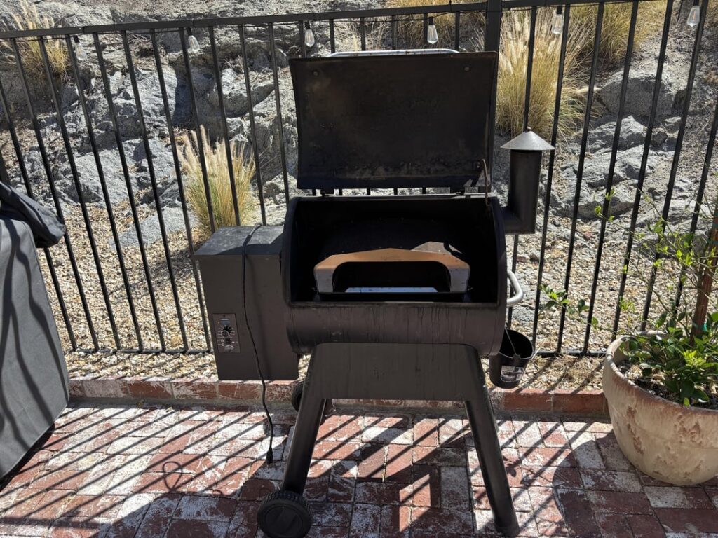 Inherited this smoker from my dad. Having trouble dining the model. Please help.