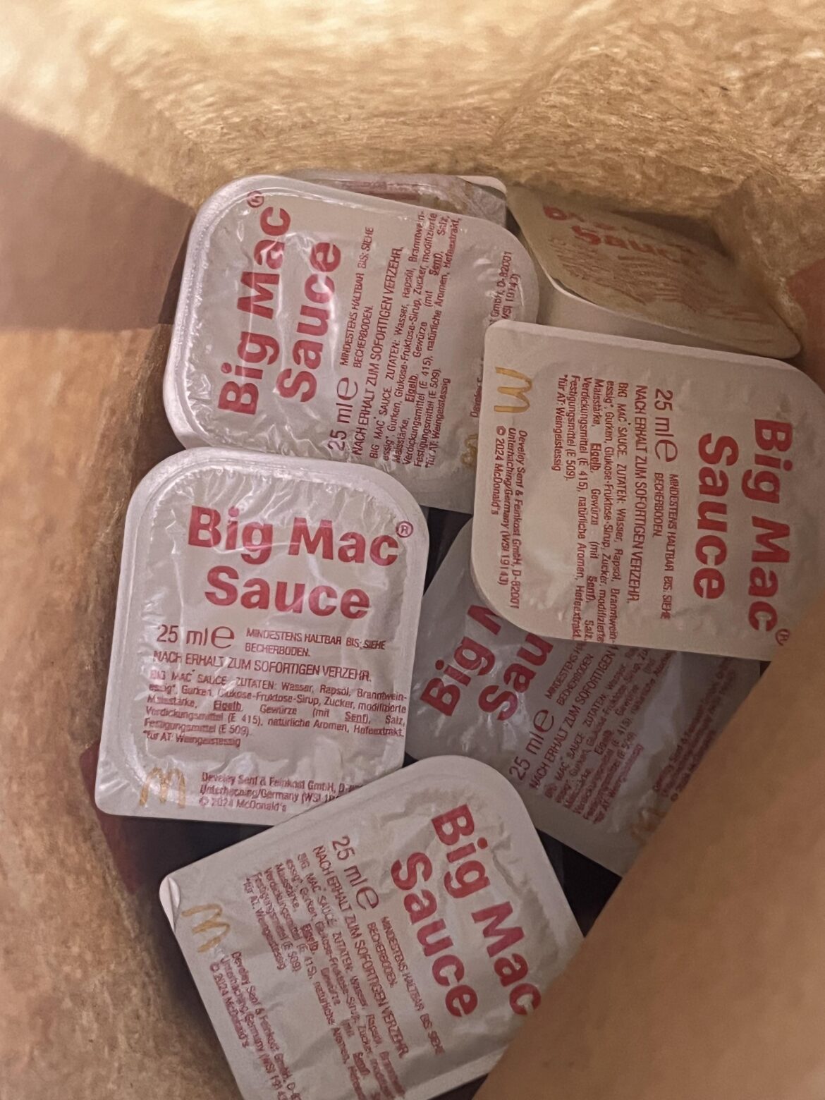 Got my hands on the original Big Mac® Sauce; been working on a Copycat recipe for years, now I’m finally able to finalize it. Got my hands on the original Big Mac® Sauce; been working on a Copycat recipe for years, now I'm finally able to finalize it.
