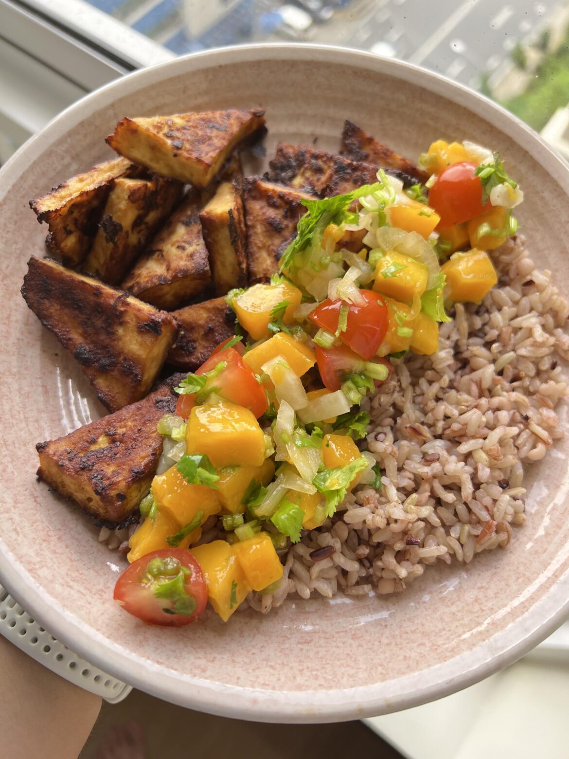 Crispy baked tofu with mango salsa