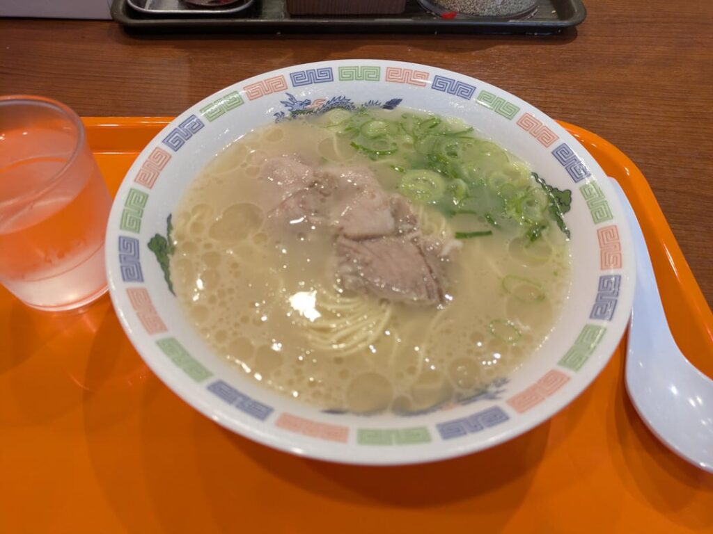 290 yen ramen that tastes better than you 1200 yen bowls in Tokyo